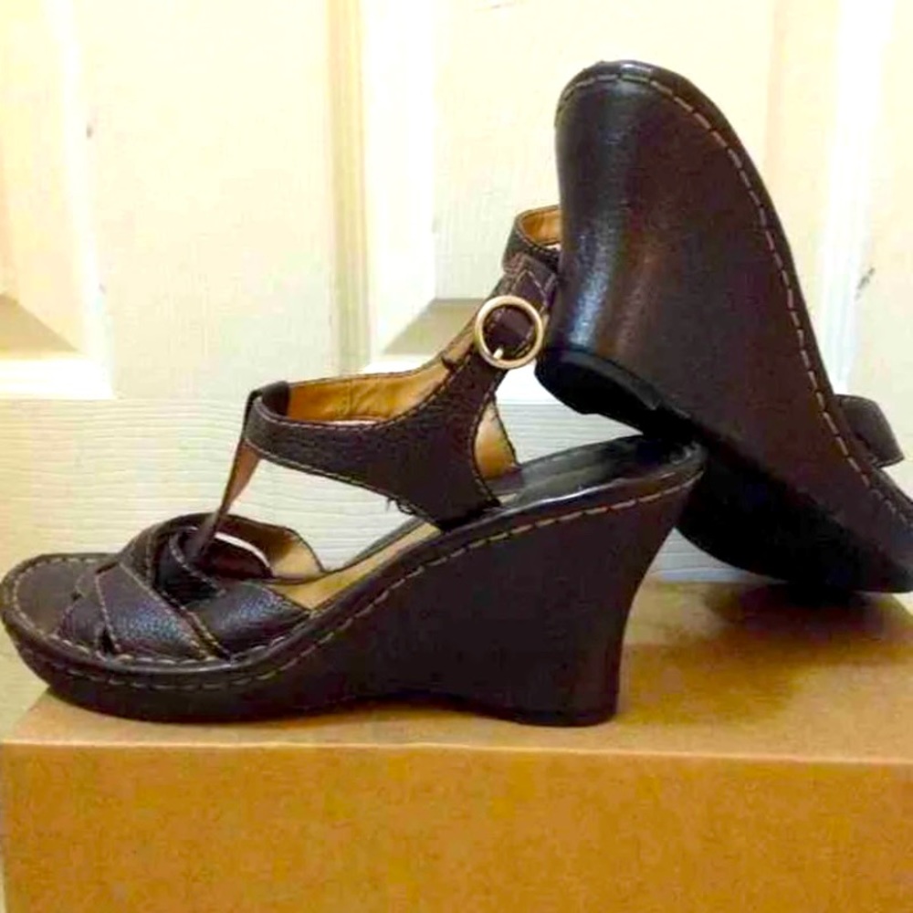 High Sierra women’s sandals